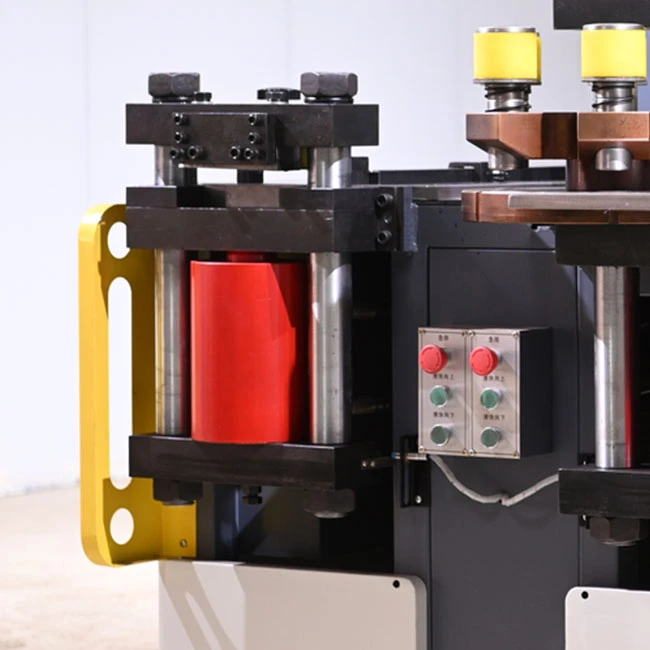 Busbar-Cutting-Machine